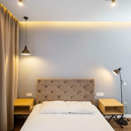 Loft Apartment In Old Lviv Ac Fireplace Exterior foto