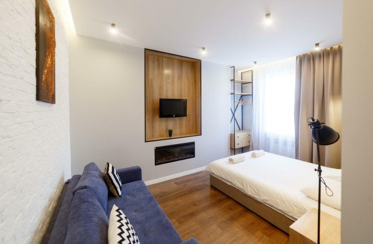 Loft Apartment In Old Lviv Ac Fireplace Exterior foto